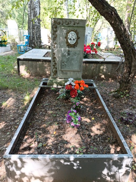 Овчинников Петр Яковлевич