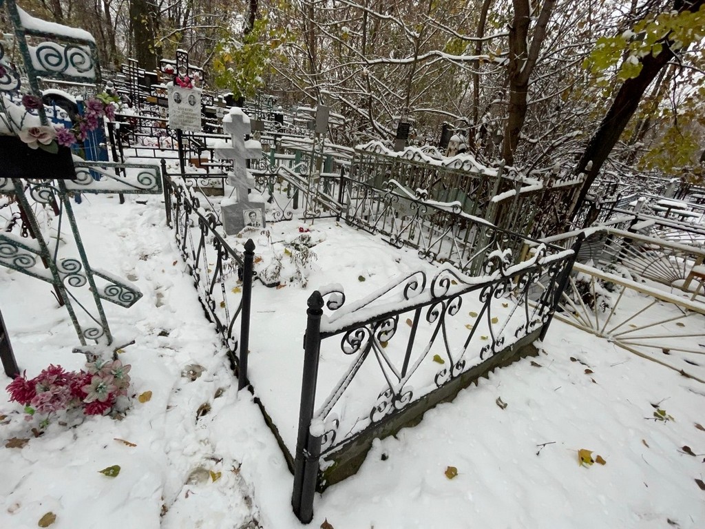Захаров Петр Захарович