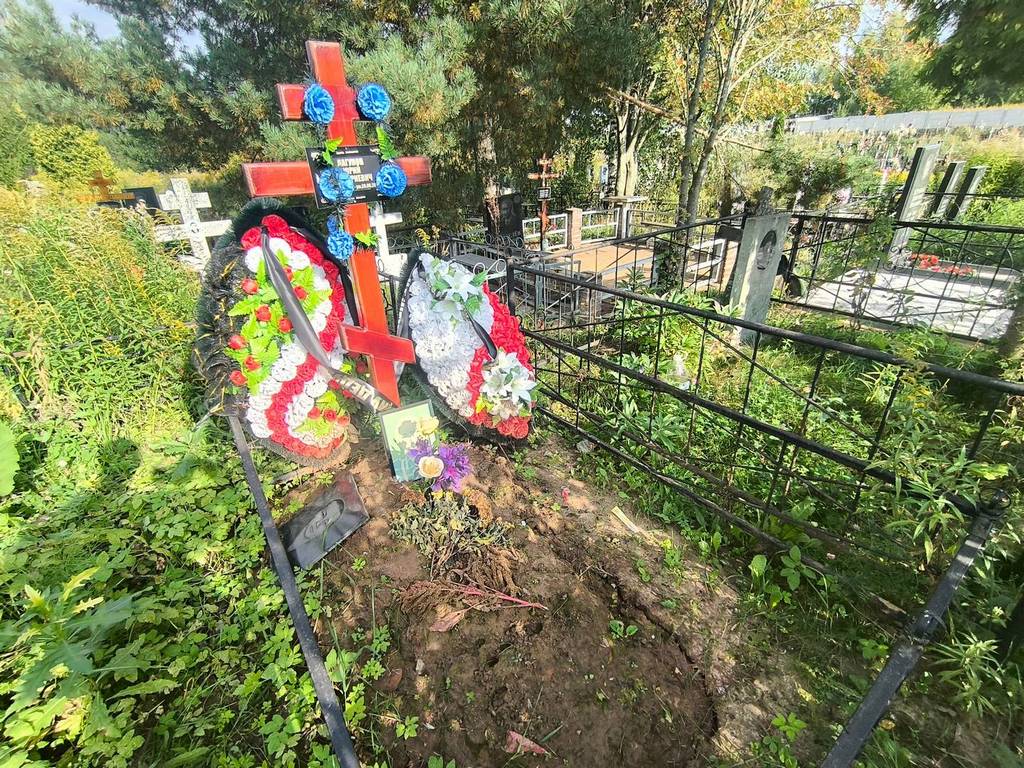 Лагунов Юрий Дмитриевич