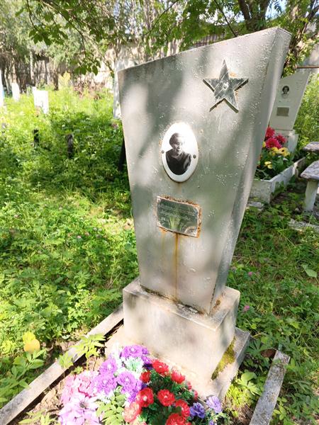 Митрополитанская Эсфирь Лазаревна