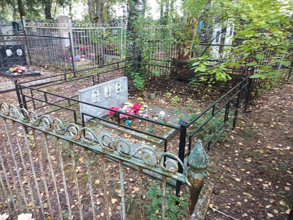 Тихановская Зинаида Дмитриевна