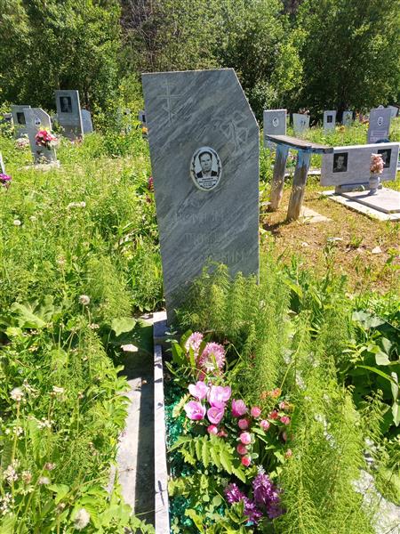Квасников Иван Дмитриевич