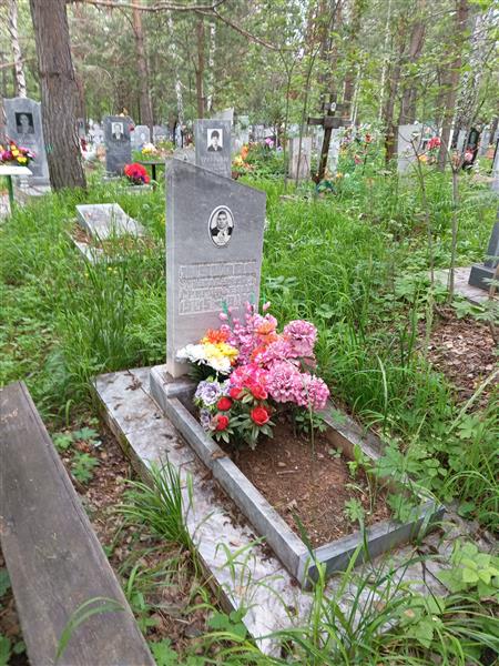 Жукова Елена Григорьевна