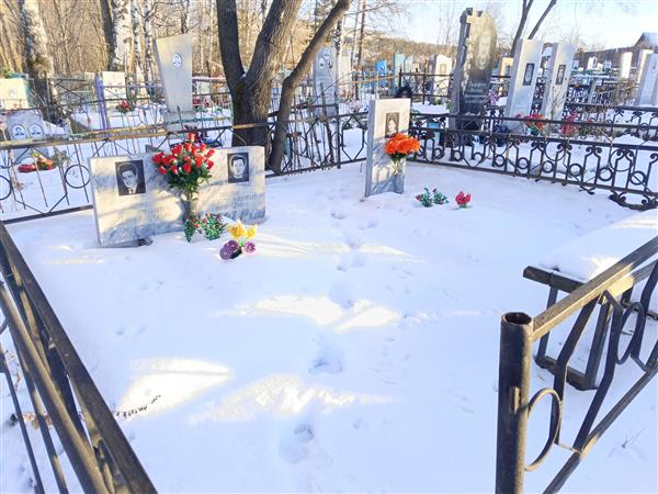 Шаталов Юрий Никитович